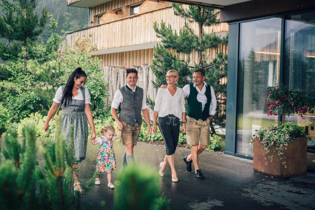 ホテル Torghele'S Wald & Fluh バルダーシュヴァング エクステリア 写真
